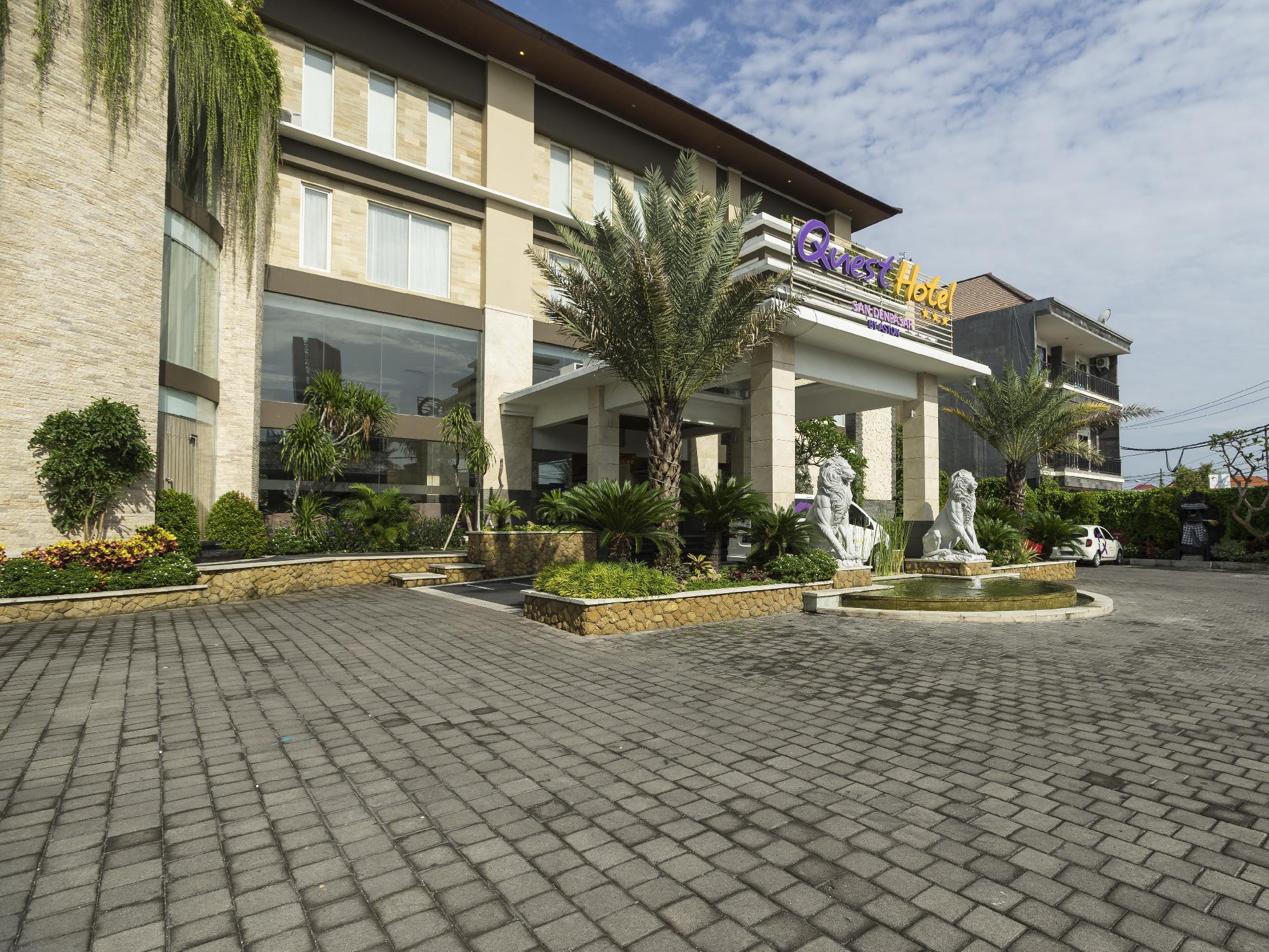 Hotel Quest San Denpasar By Aston Esterno foto